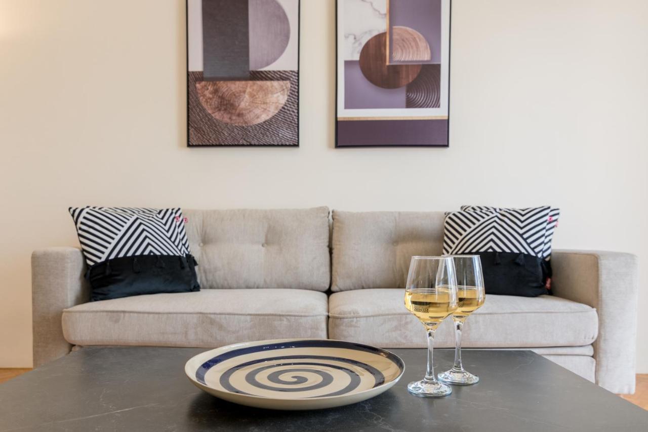 Phaedrus Living: City Center Flat Michalakopoulou Atenas Exterior foto